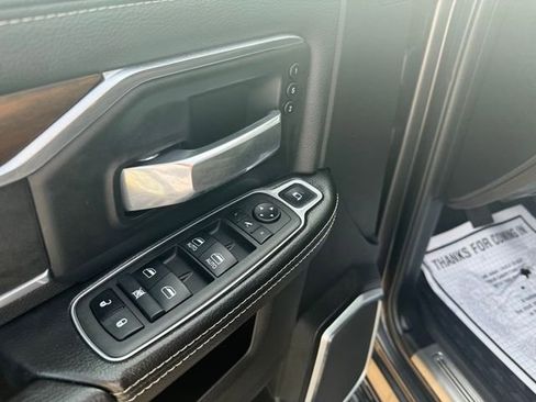 Used 2022 RAM 2500 Laramie image 9