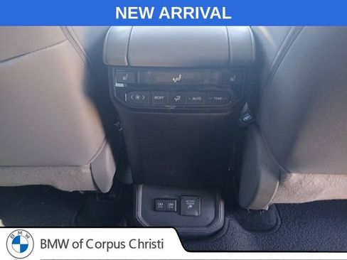 Used 2020 Toyota Highlander Platinum AWD/4WD image 14