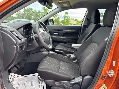 Used 2024 Mitsubishi Outlander Sport AWD image 13