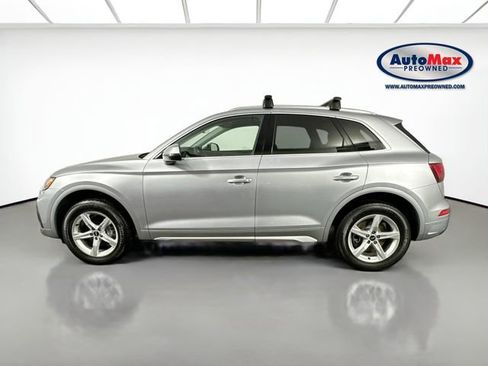 Used 2023 Audi Q5 2.0T Premium w/ Convenience Package image 9