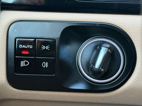 Used 2019 Porsche Cayenne E-Hybrid image 52