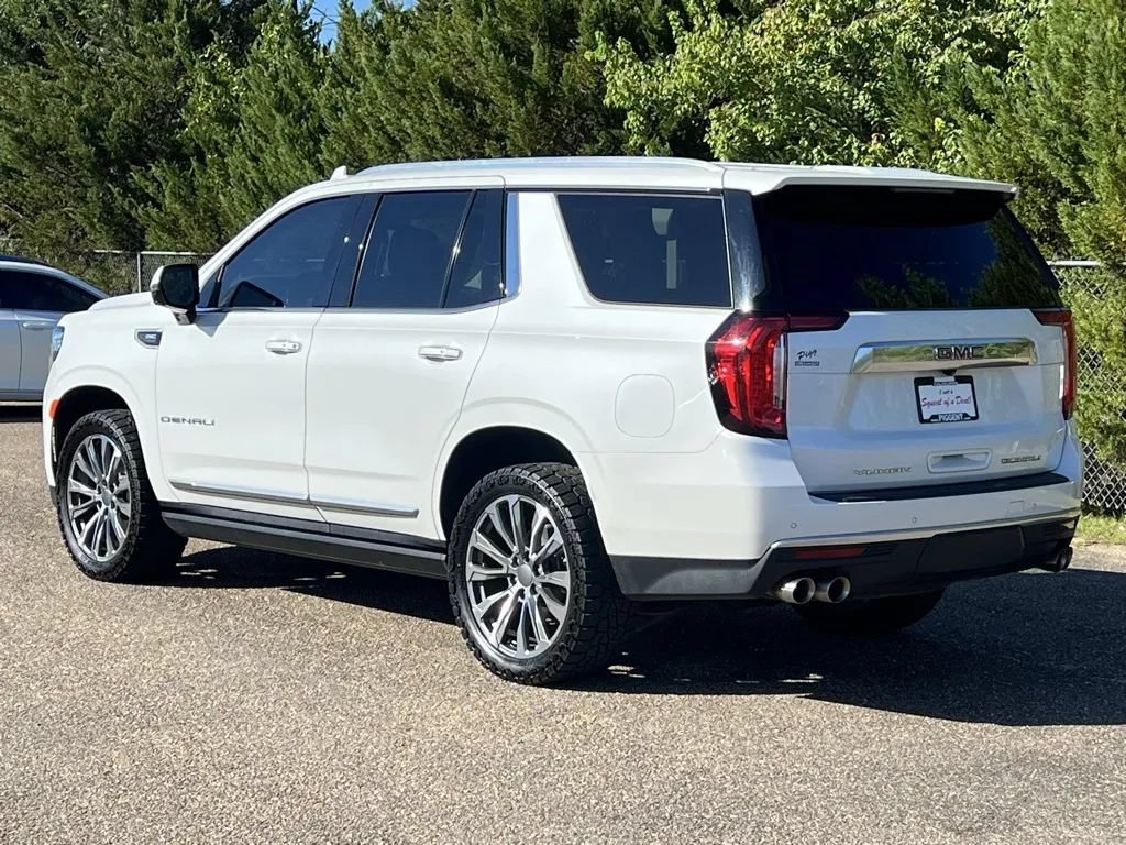 Used 2022 GMC Yukon Denali AWD/4WD image 9