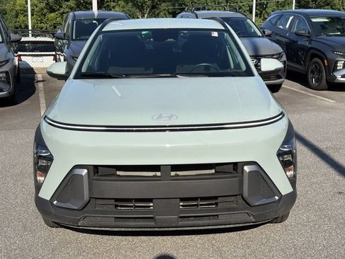 Certified 2025 Hyundai Kona SEL FWD image 4