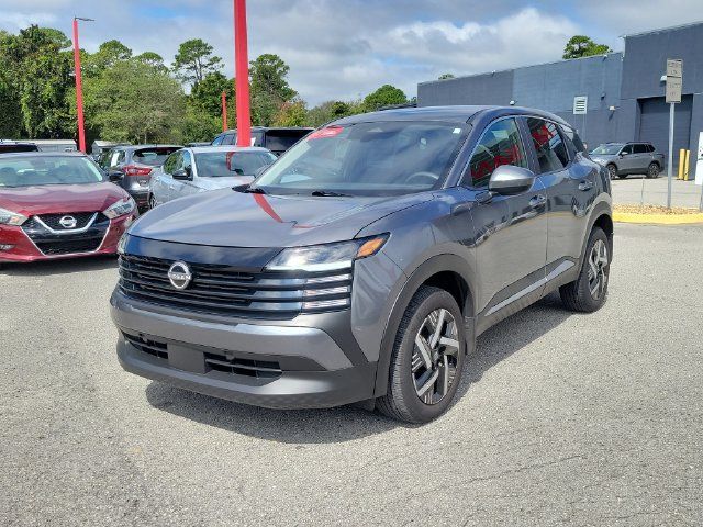 Certified 2025 Nissan Kicks SV FWD image 5