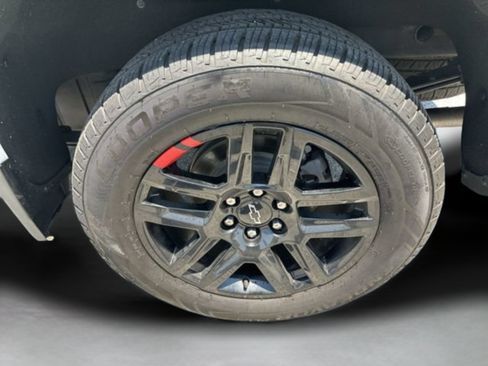 Used 2022 Chevrolet Silverado 1500 RST w/ Redline Edition AWD/4WD image 30