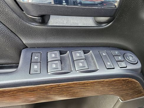 Used 2018 GMC Sierra 1500 Denali AWD/4WD image 23