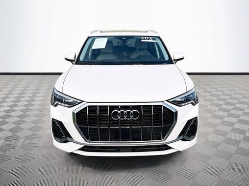 Used 2024 Audi Q3 2.0T Premium Plus w/ Premium Plus Package AWD/4WD image 2