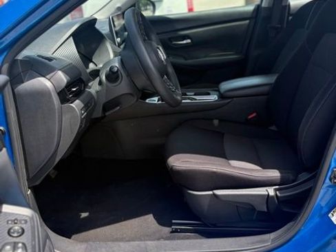 Used 2024 Nissan Sentra SV FWD image 23