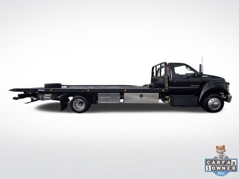 Used 2022 Ford F650 2WD Regular Cab Super Duty image 9