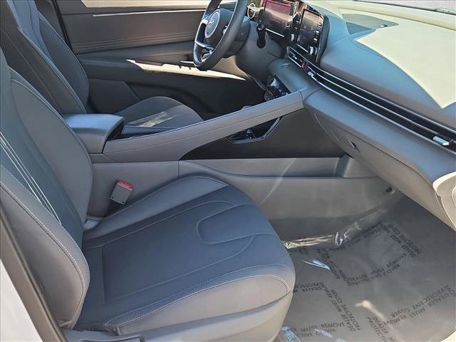 Used 2021 Hyundai Elantra SEL w/ Convenience Package FWD image 24