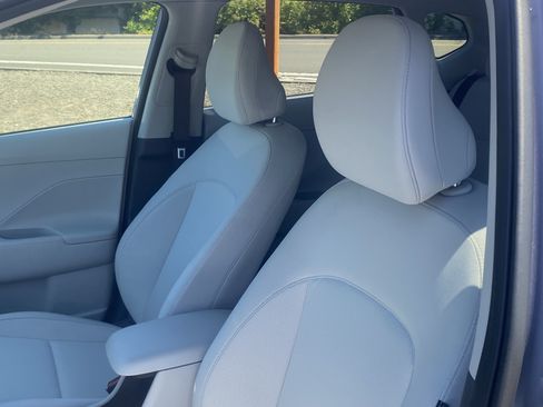 Certified 2025 Hyundai Kona SEL FWD image 19