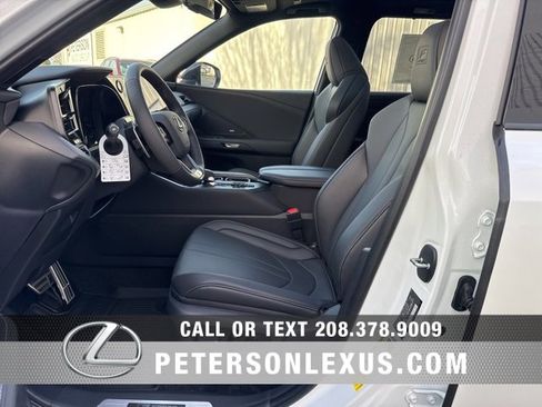 New 2026 Lexus TX 350 AWD image 25