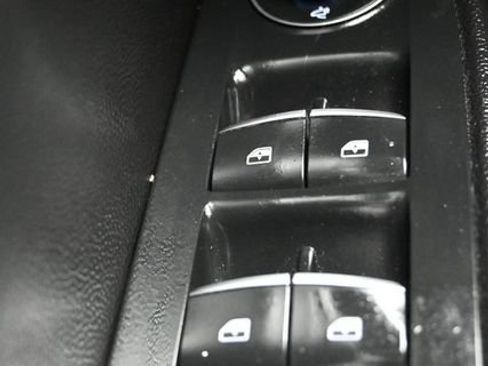 Used 2023 Alfa Romeo Giulia Veloce RWD image 34