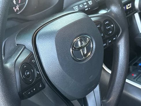Used 2023 Toyota RAV4 LE FWD image 20