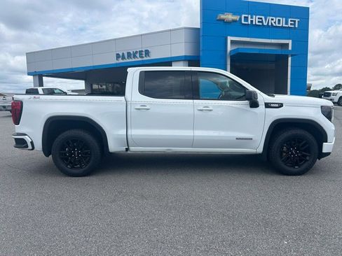 Used 2023 GMC Sierra 1500 Elevation w/ X31 Off-Road Package AWD/4WD image 5