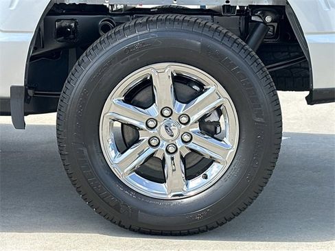 New 2025 Ford F150 XLT w/ Equipment Group 302A MID image 40