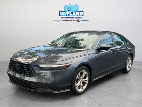 Certified 2023 Honda Accord LX image 1