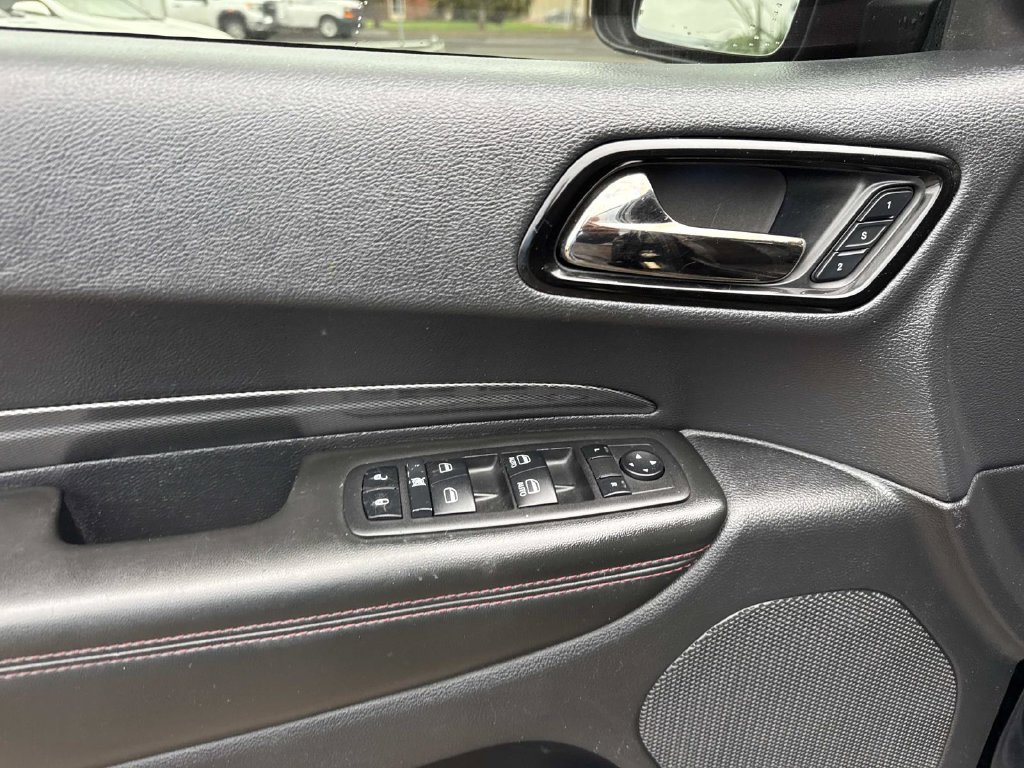 Used 2022 Dodge Durango R/T w/ Tow 'N Go Package AWD/4WD image 21