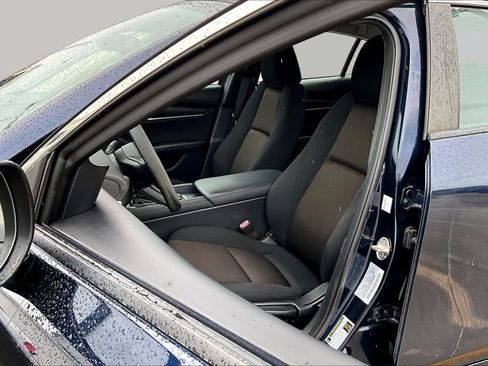 Used 2020 MAZDA MAZDA3 Sedan FWD image 7