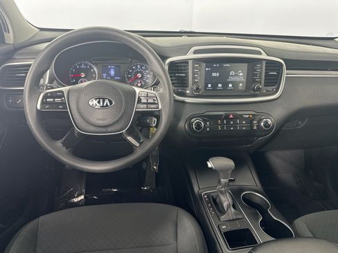 Used 2020 Kia Sorento LX FWD image 20