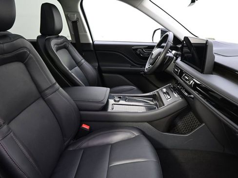 New 2026 Lincoln Aviator Reserve w/ Jet Appearance Package image 16