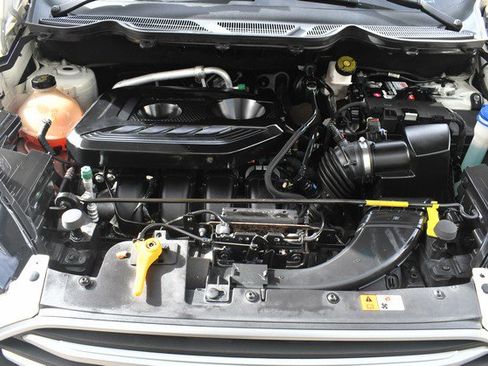 Used 2020 Ford EcoSport SE w/ SE Convenience Package image 30