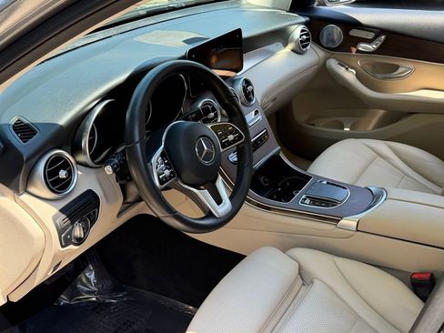Used 2020 Mercedes-Benz GLC 300 w/ Parking Assistance Package image 27