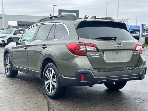 Used 2018 Subaru Outback 2.5i Limited image 5