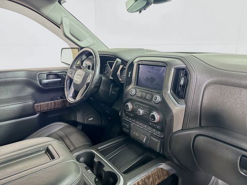 Used 2019 GMC Sierra 1500 Denali w/ Denali Ultimate Package image 29