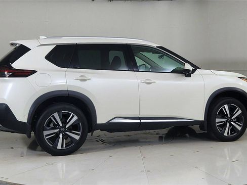 Certified 2023 Nissan Rogue SL w/ SL Premium Package image 7