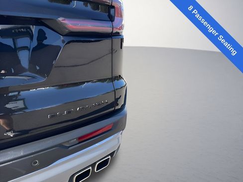 Used 2025 GMC Acadia Elevation FWD image 36