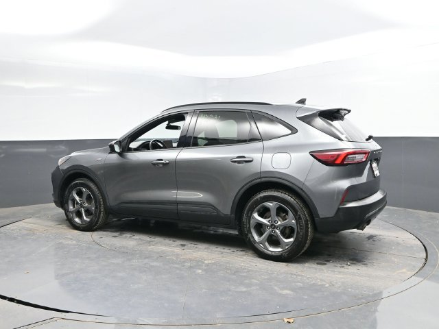 Used 2025 Ford Escape ST-Line AWD/4WD image 8