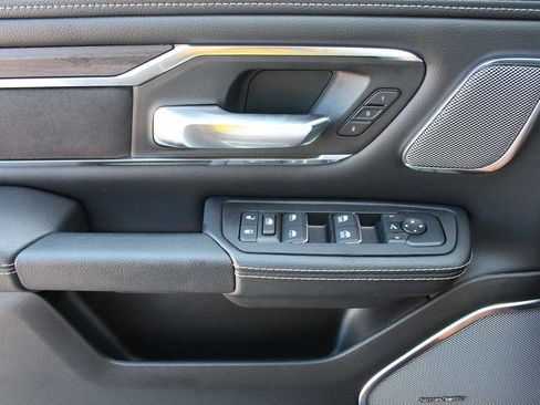 Used 2025 RAM 1500 Laramie w/ Night Edition AWD/4WD image 33