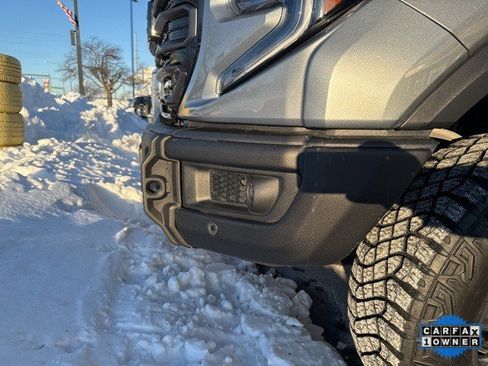 Used 2025 GMC Sierra 1500 AT4X image 7