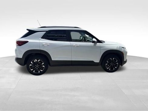 Certified 2023 Chevrolet TrailBlazer LT FWD image 5