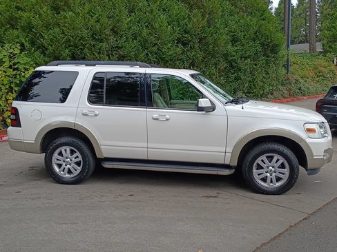 Used 2010 Ford Explorer Eddie Bauer AWD/4WD image 3