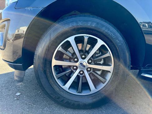 Used 2018 Ford Expedition Max XLT w/ Equipment Group 202A image 30