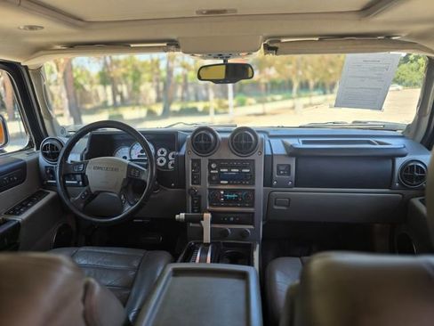 Used 2003 HUMMER H2 w/ Preferred Equipment Group AWD/4WD image 35