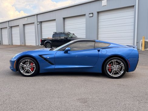Used 2016 Chevrolet Corvette Stingray Coupe w/ 2LT Preferred Equipment Group RWD image 9