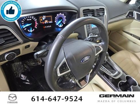 Used 2014 Ford Fusion SE w/ Equipment Group 202A FWD image 17