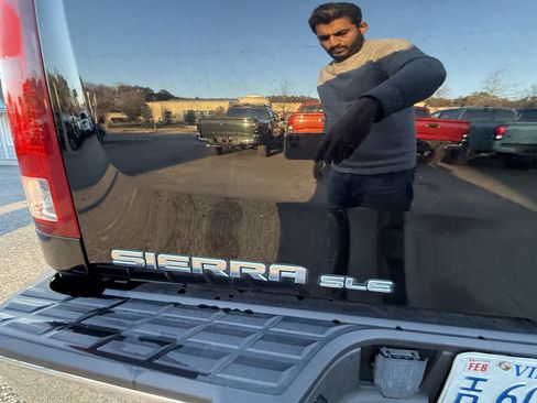 Used 2013 GMC Sierra 1500 SLE w/ Power Tech Package image 44