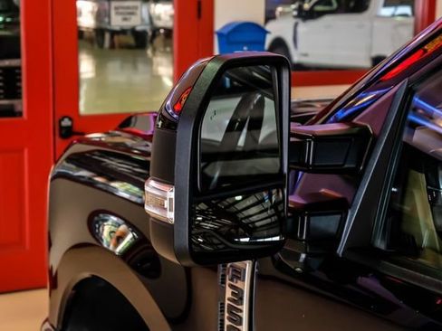 Used 2024 Ford F350 Lariat w/ FX4 Off-Road Package AWD/4WD image 47