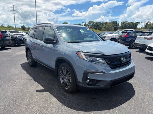 Used 2022 Honda Pilot Sport image 1