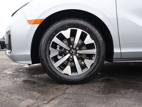 Used 2026 Honda Odyssey EX-L image 10