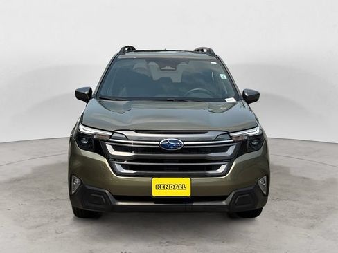 Certified 2025 Subaru Forester Premium AWD/4WD image 2