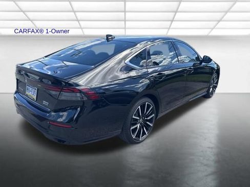 Used 2024 Honda Accord Touring image 4