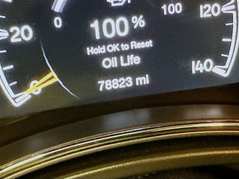 Used 2020 Jeep Grand Cherokee Altitude image 19