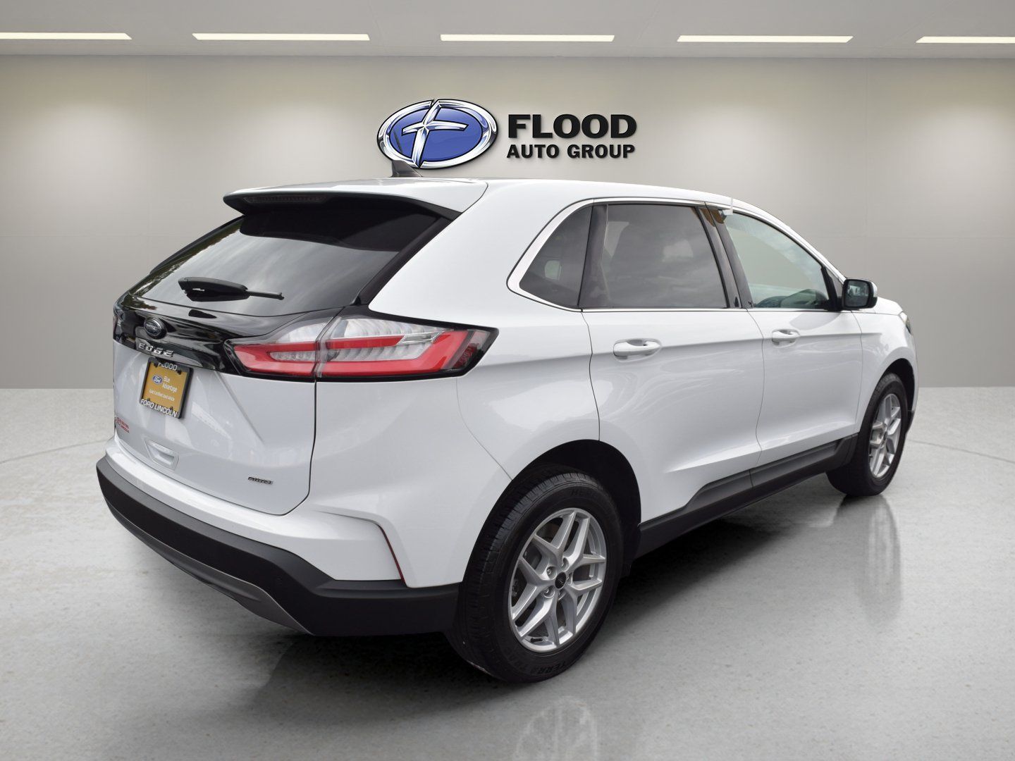 Used 2024 Ford Edge SEL w/ Convenience Package AWD/4WD image 4