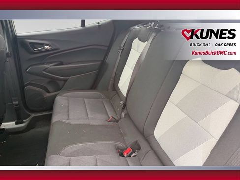 Used 2024 Chevrolet Trax RS w/ Driver Confidence Package FWD image 33