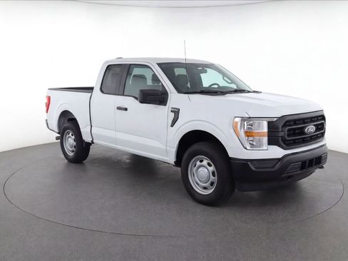 Used 2022 Ford F150 XL w/ Equipment Group 101A High RWD image 2